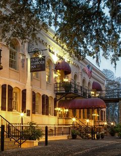 Olde Harbour Inn