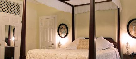 Corners Mansion Inn - A Bed & Breakfast Room