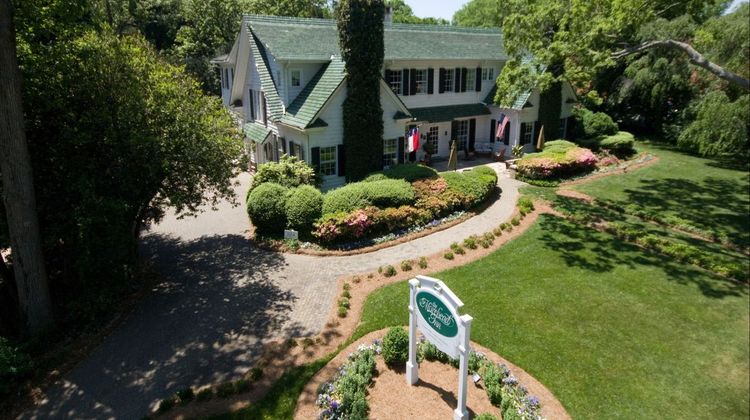The Morehead Inn Exterior