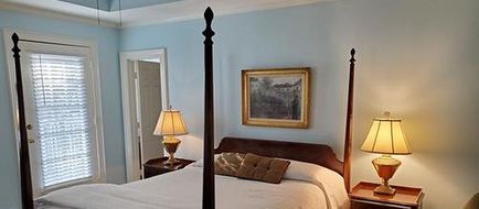 The Morehead Inn Room