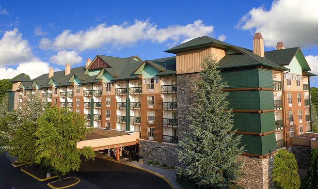 Grand Smokies Resort Lodge Exterior