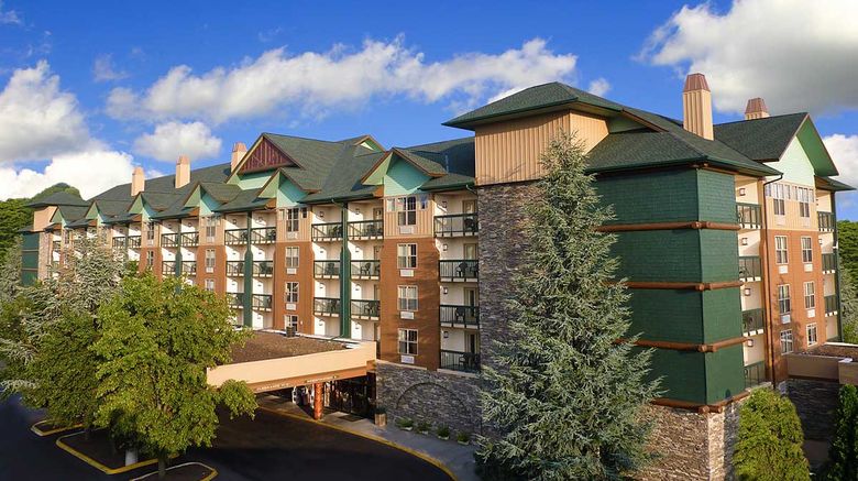 Grand Smokies Resort Lodge Exterior