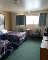 AmeriVu Inn and Suites Shawano