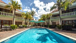 La Quinta Beach Resort