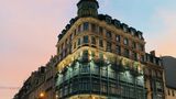 Le Dome Hotel Exterior