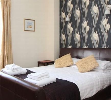 Hotel Blue Bell Room