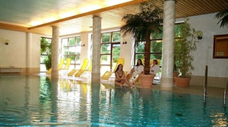 Yachthotel Chiemsee Pool