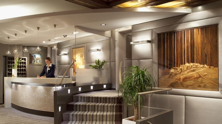 <b>Le Parc Hotel, Restaurants & Spa Lobby</b>