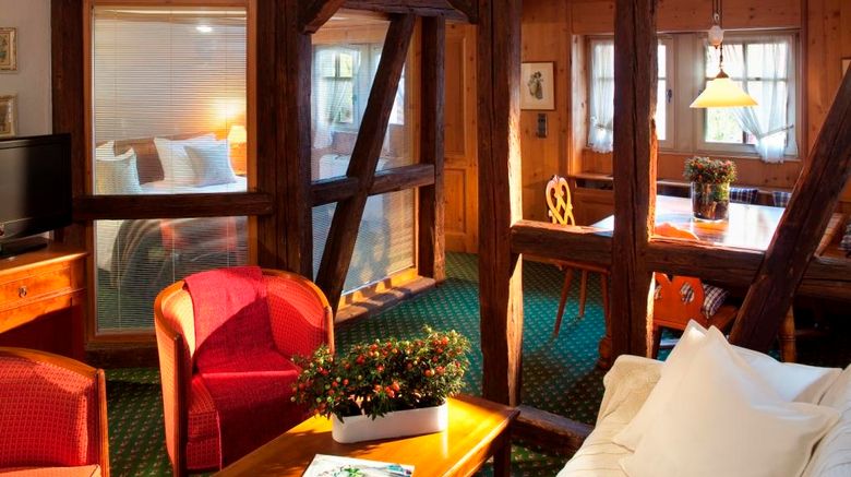<b>Le Parc Hotel, Restaurants & Spa Suite</b>