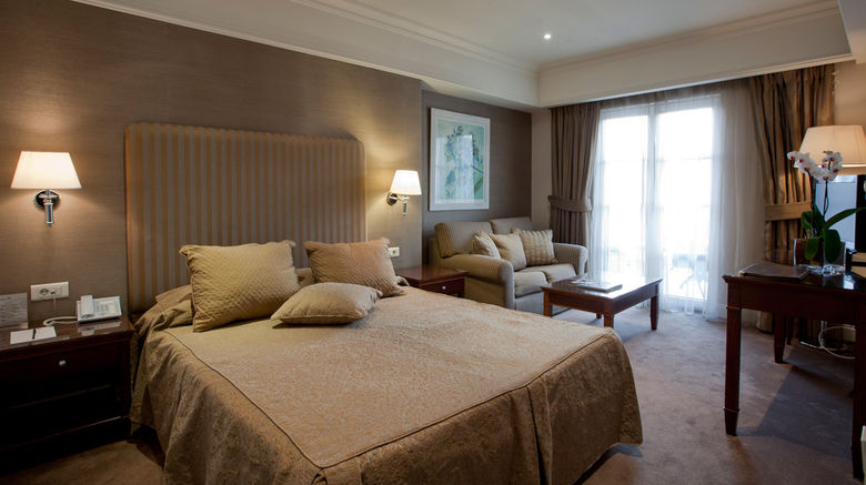 <b>Hera Hotel Suite</b>