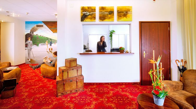 Hotel AlaGare Lausanne Lobby