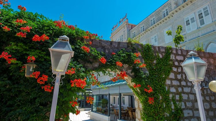 Hotel Lapad Exterior
