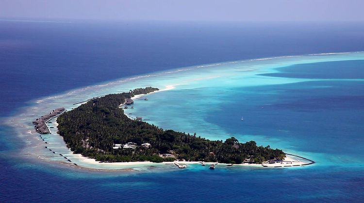 Kuramathi Island Resort Exterior