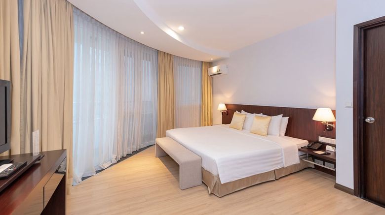 <b>Palace Hotel Room</b>