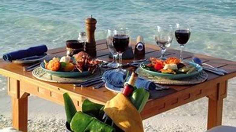 <b>Makunudu Island Restaurant</b>