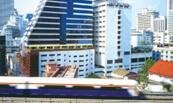 Boulevard Hotel Bangkok Exterior