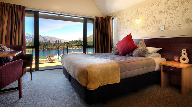 <b>Lomond Lodge Room</b>