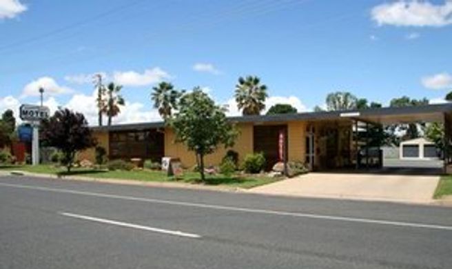Cootamundra Gardens Motel Exterior