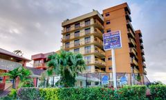 Coral Towers Holiday Apartments