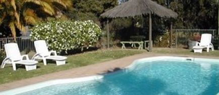 Wine Village Motor Inn Pool
