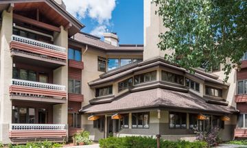Trappeur's Crossing Resort