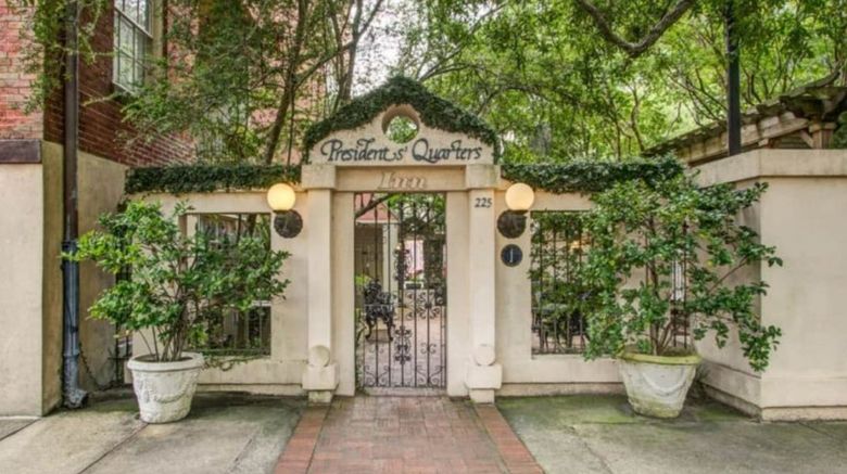 <b>The President's Quarters Exterior</b>
