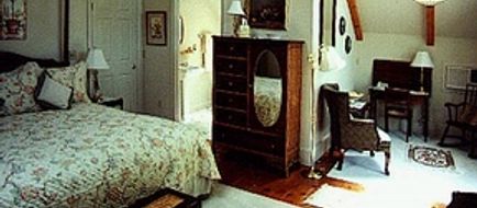 Camden Windward House B & B Suite