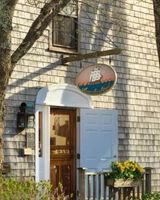 Seven Sea Street Inn