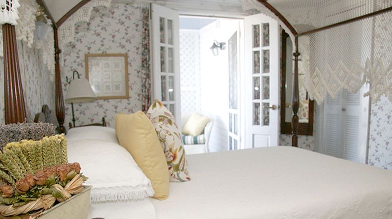 <b>The Inn at Old Harbor Room</b>