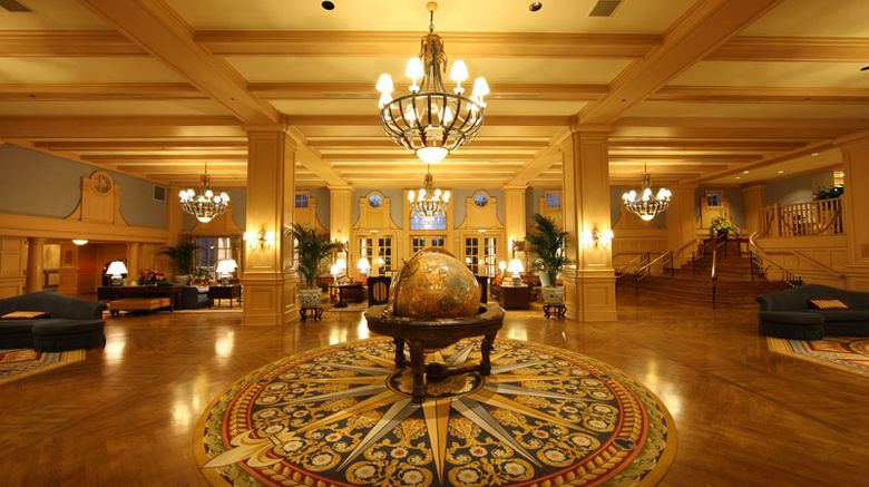 <b>Disney's Yacht Club Resort Lobby</b> <b>Disney's Yacht Club Resort Lobby</b>
