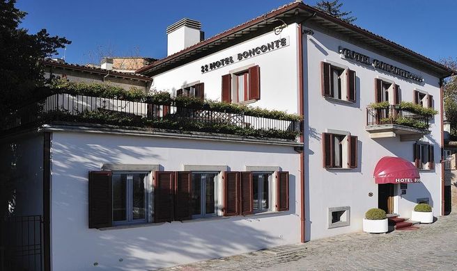 Bonconte Hotel Exterior