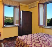 Bonconte Hotel Room