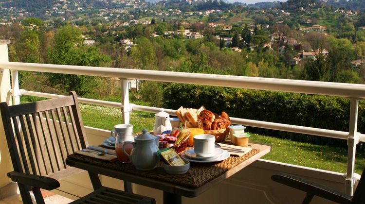 Marc Hely Hotel Suite