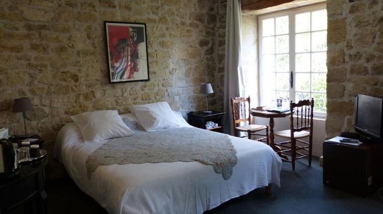 Chateau d'Arpaillargues Room