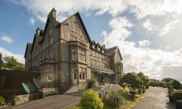 Highland Hotel