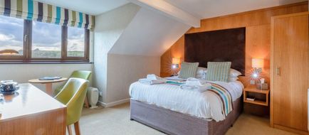 Wolfscastle Country Hotel Room