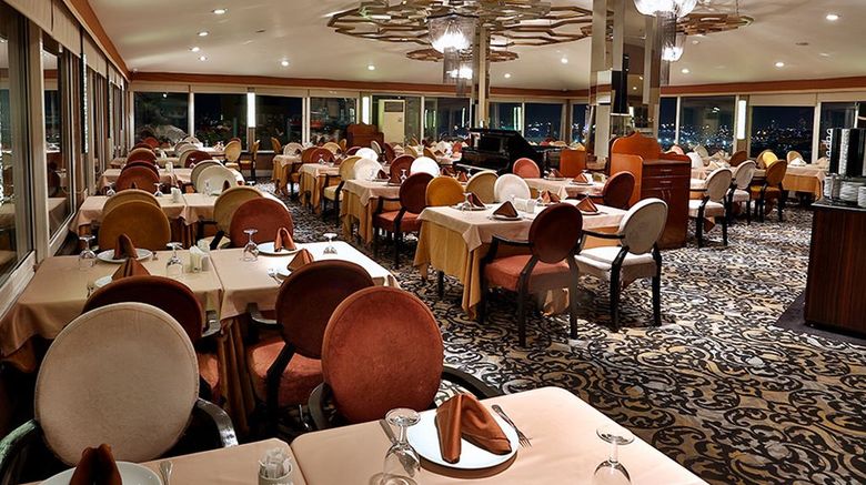 <b>Zurich Hotel Restaurant</b>