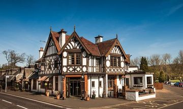 Popinjay Hotel