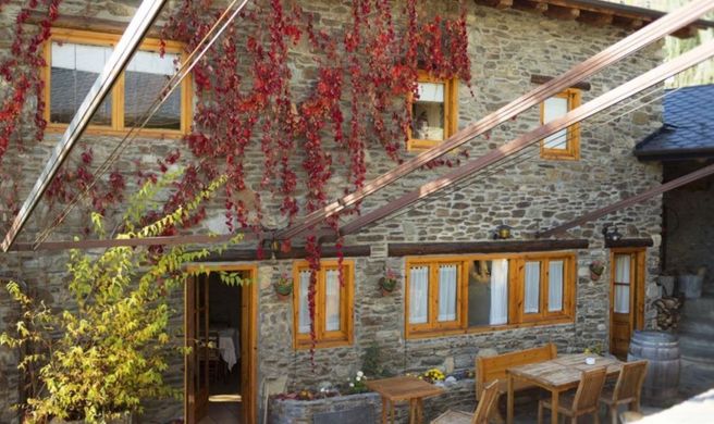 Can Borrell Hotel Exterior