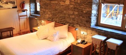 Can Borrell Hotel Room