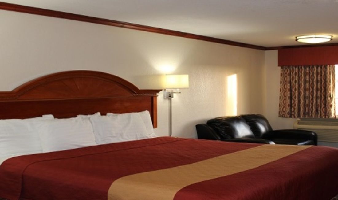 Sanger Inn Room
