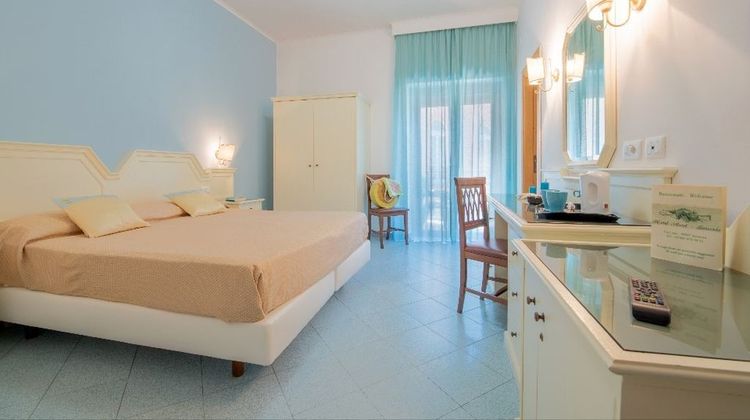 Ascot Hotel Room