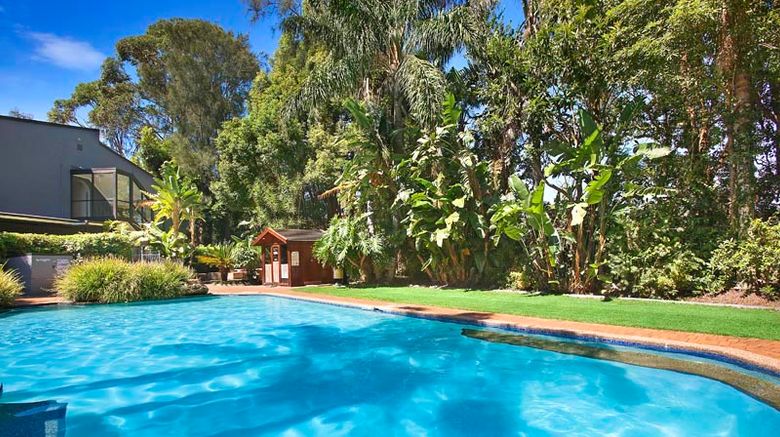 <b>Checkers Resort & Conference Centre Pool</b>