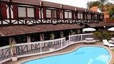 <b>Golden Chain Ascot Motor Inn Pool</b>