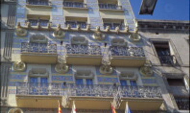 TOP Hotel Ramblas Exterior