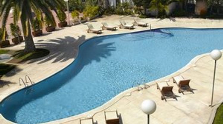 Hotel Ciudad de Castelldefels Pool