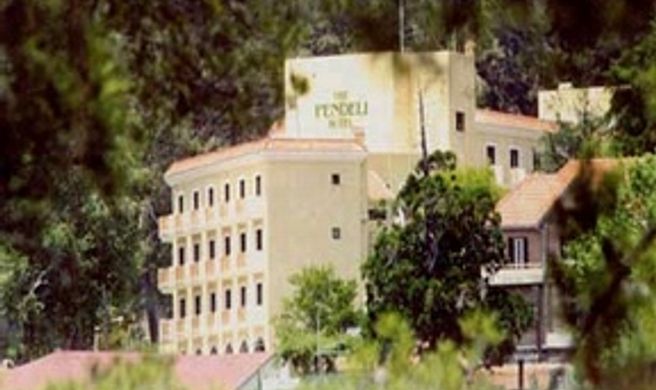 Pendeli Hotel Exterior