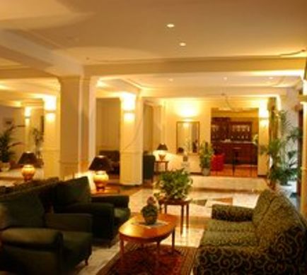 B & B Azzolini Lobby