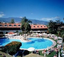 Hotel Parque San Antonio Pool