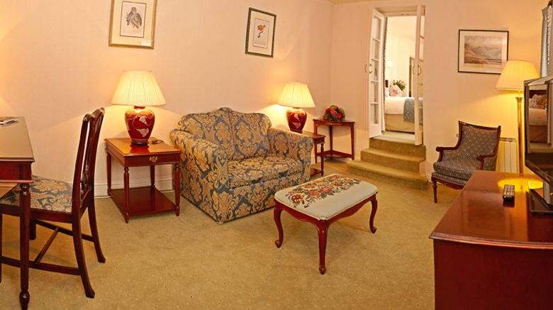 <b>Greenhills Country Hotel Suite</b>